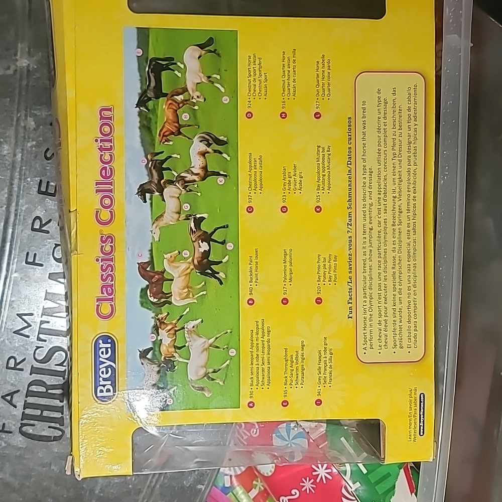 Breyer Classic Collection - Picture 4 of 6